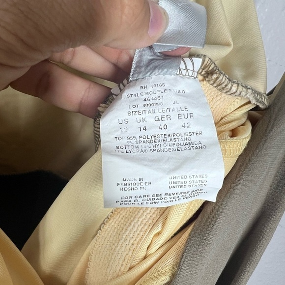 MagicSuit by Miraclesuit One Piece Swimsuit Size 12 - Picture 9 of 9